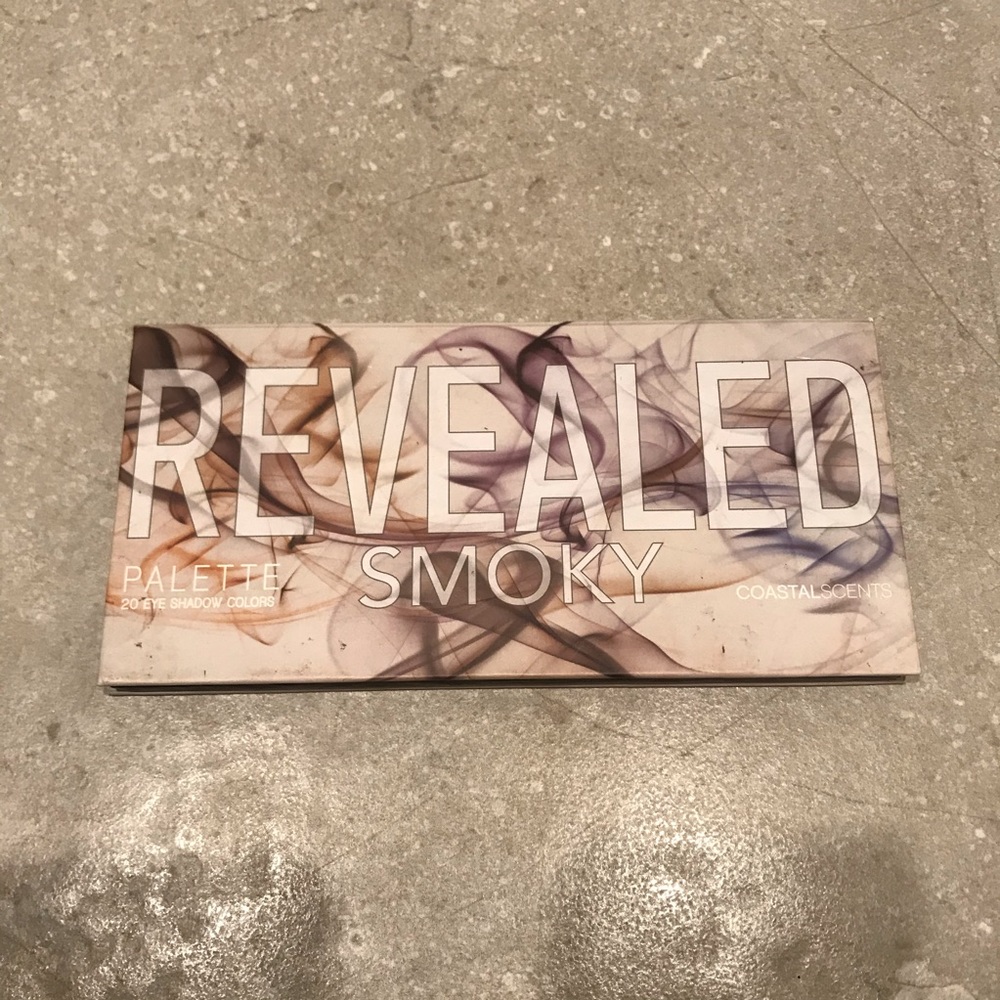 costal scents revealed smokey eyeshadow palette